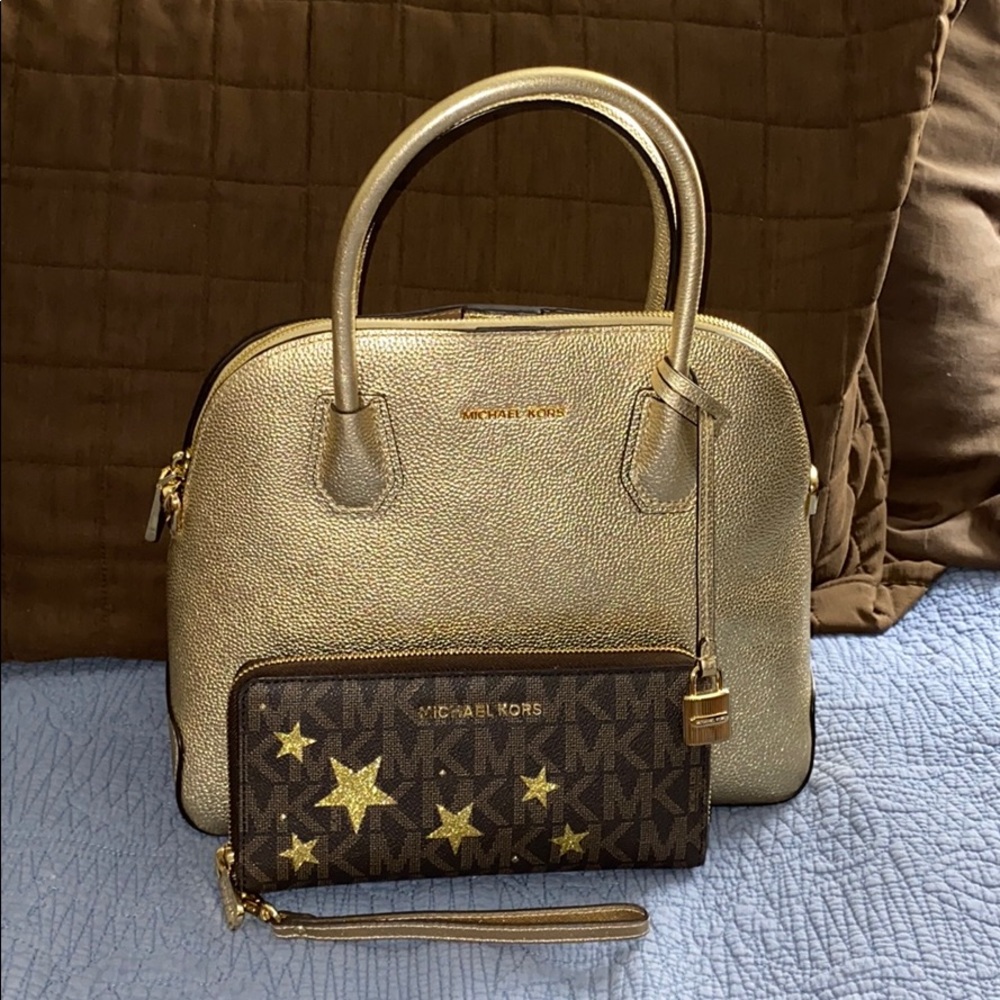 Gold Michael Kors Purse & Wallet! ✨